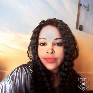 Meet your Posher, Fathia