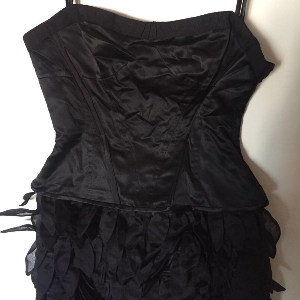 BCBG BLACK RUNWAY DRESS - Picture 2 of 3