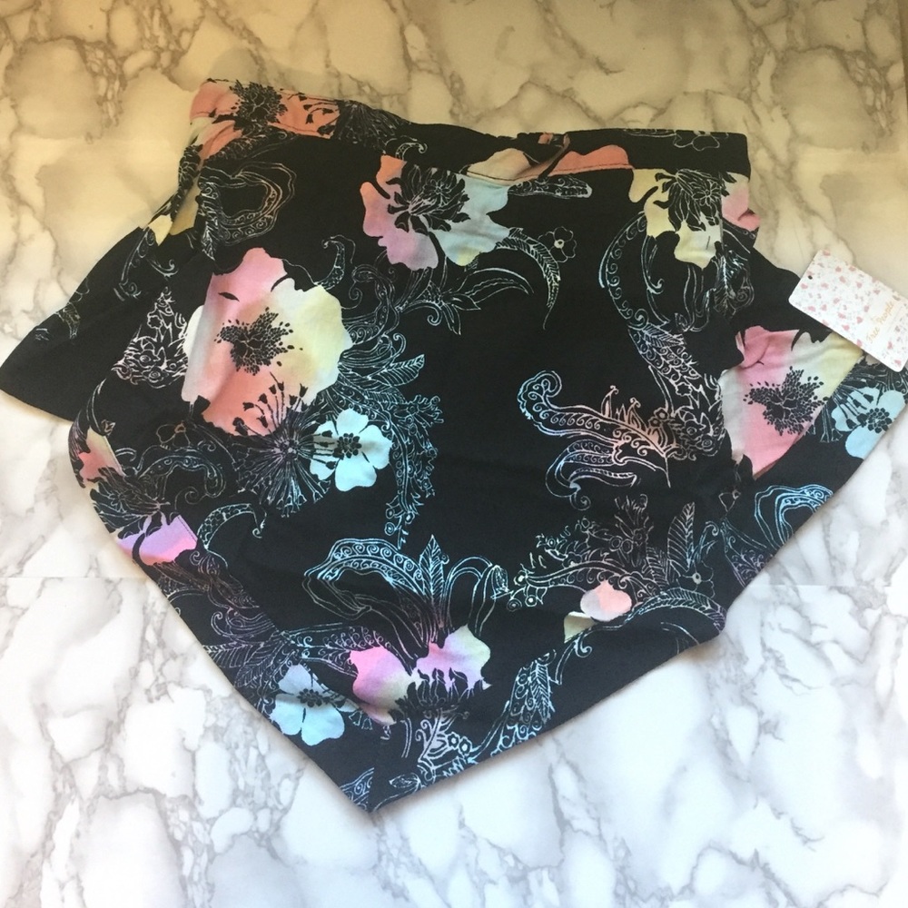 FREE PEOPLE black floral tube top - Picture 6 of 8