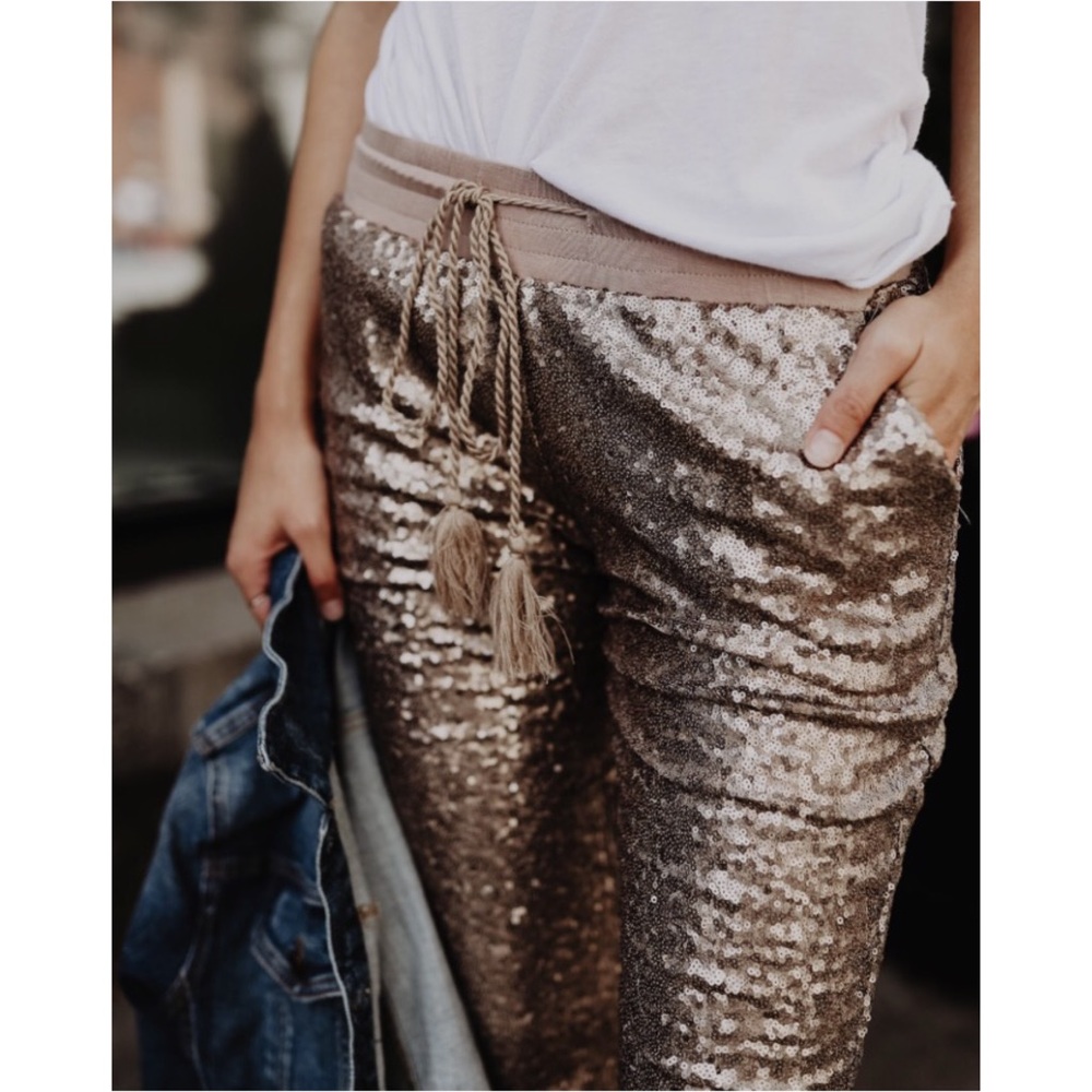 🆕LAST ONE Rose Gold Sequin Pants - Picture 5 of 8