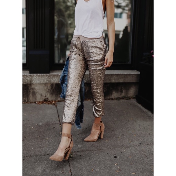 🆕LAST ONE Rose Gold Sequin Pants - Picture 7 of 8