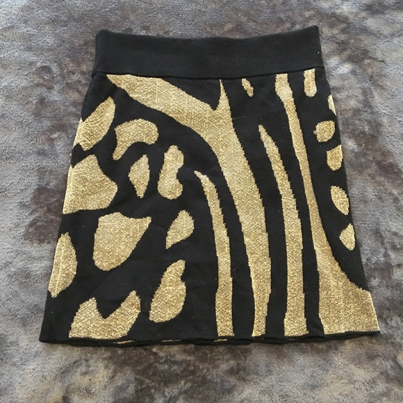 Fun black and gold miniskirt by Ecoté - Picture 2 of 2