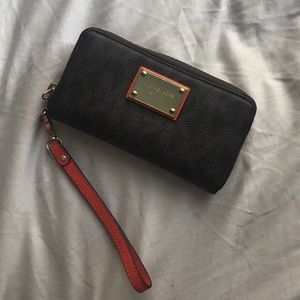 Small Michael Kors wristlet wallet