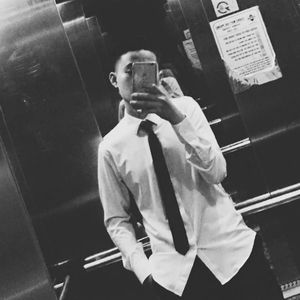 Meet your Posher, Hoang