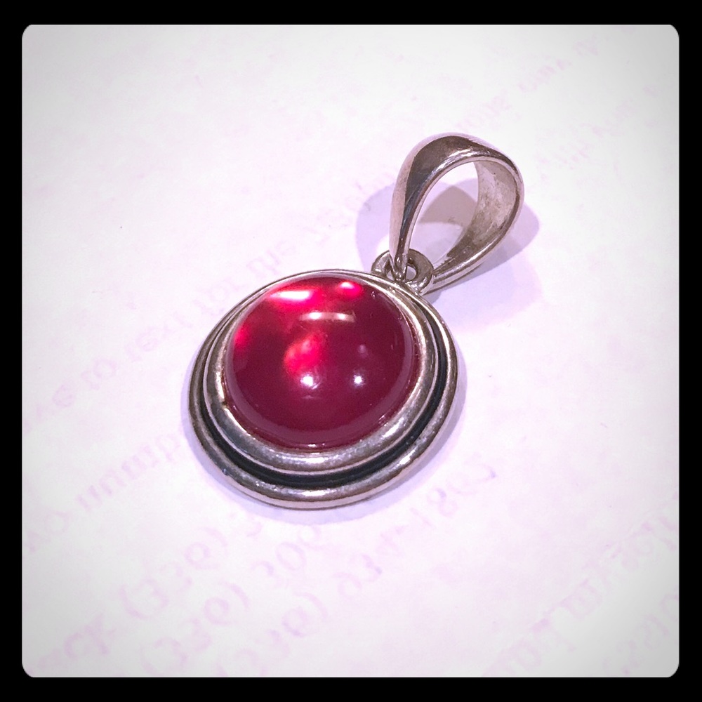 Pendant
