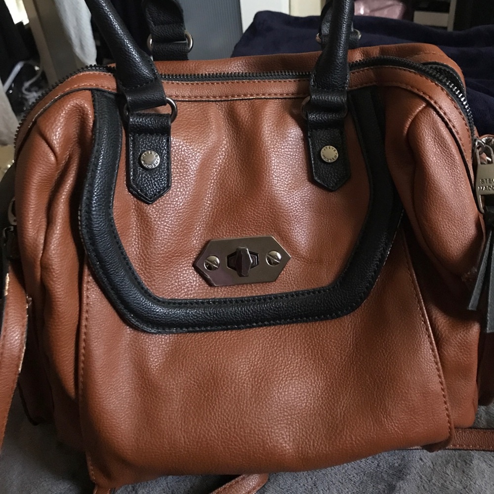 Steve Madden - Picture 2 of 5