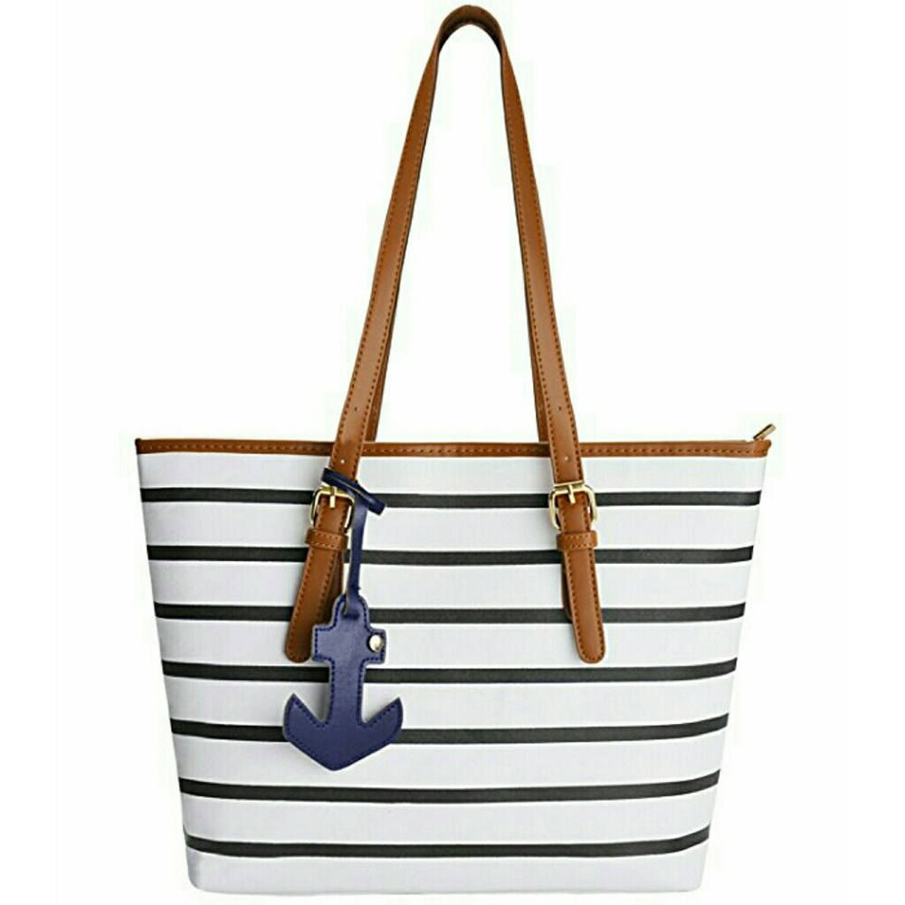 NWT! TRENDY BAG! ❤️