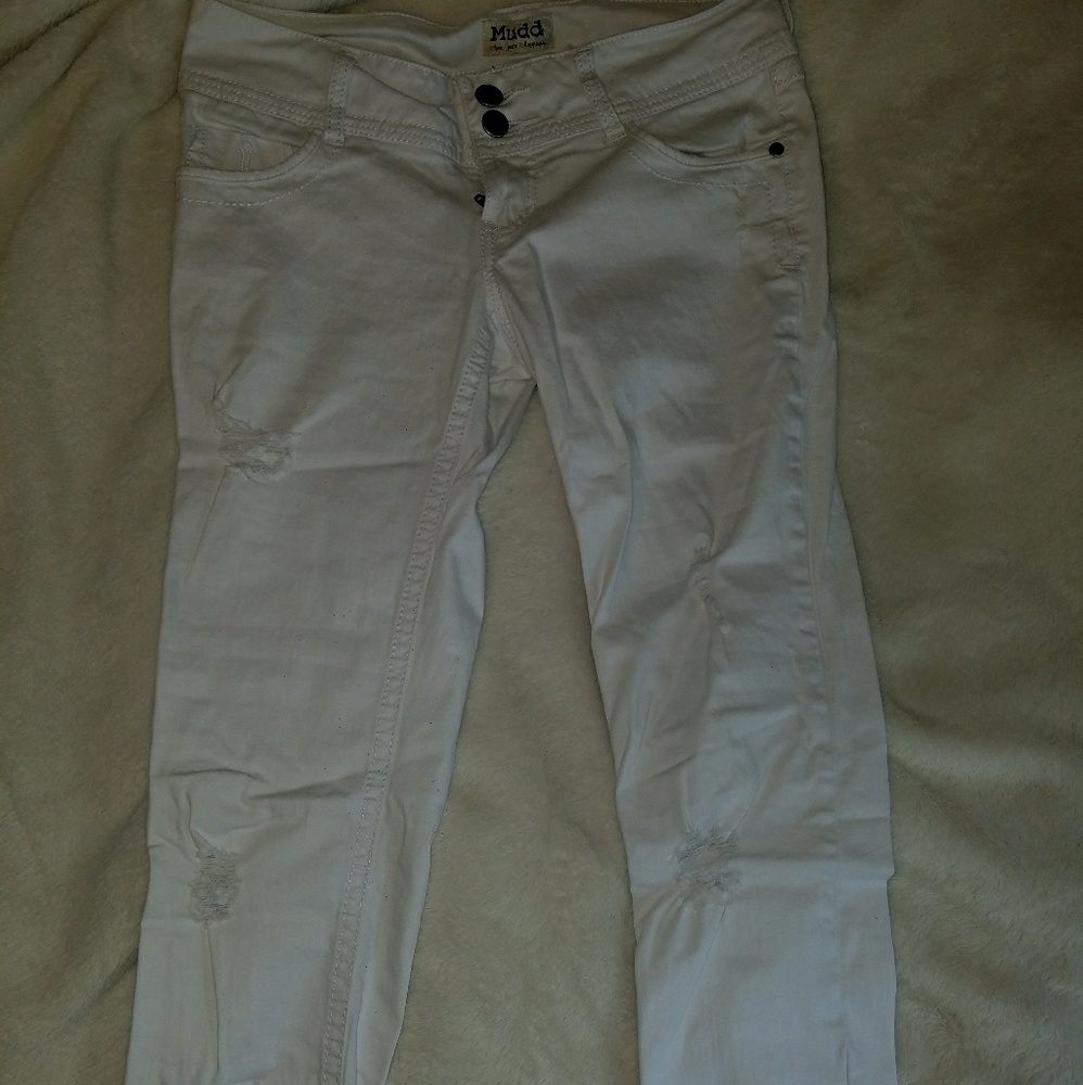 White capris