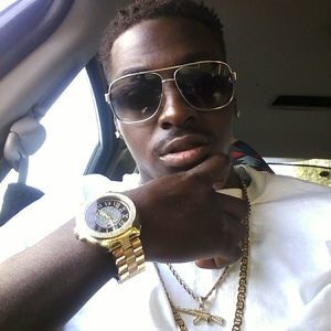 Meet your Posher, Dominic