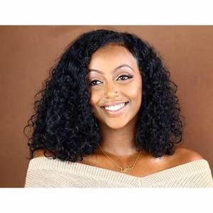 Meet your Posher, Mona