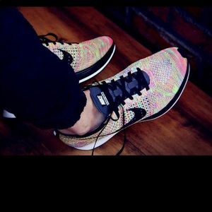 Nike fly knit racer multicolor