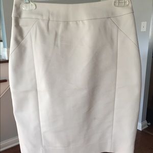 H&M Cream Pencil Skirt