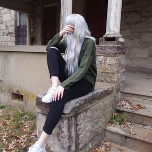 Meet your Posher, Abby