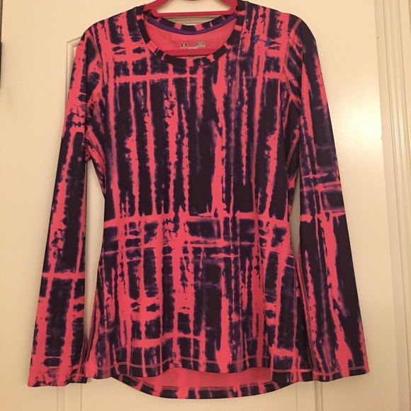 💥UNDER ARMOUR Fitted Running Shirt! Size M - Picture 1 of 3