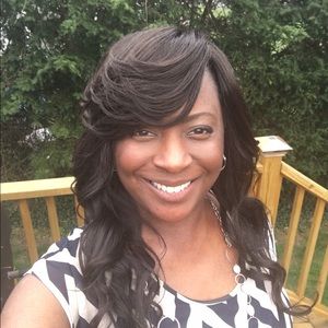 Meet your Posher, Tonia