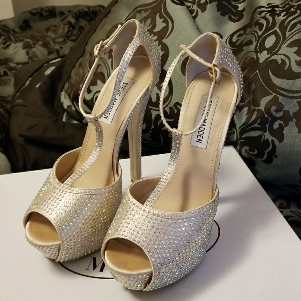 Steve Madden heels