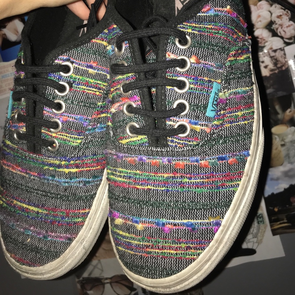 stripe vans offers can be made !!