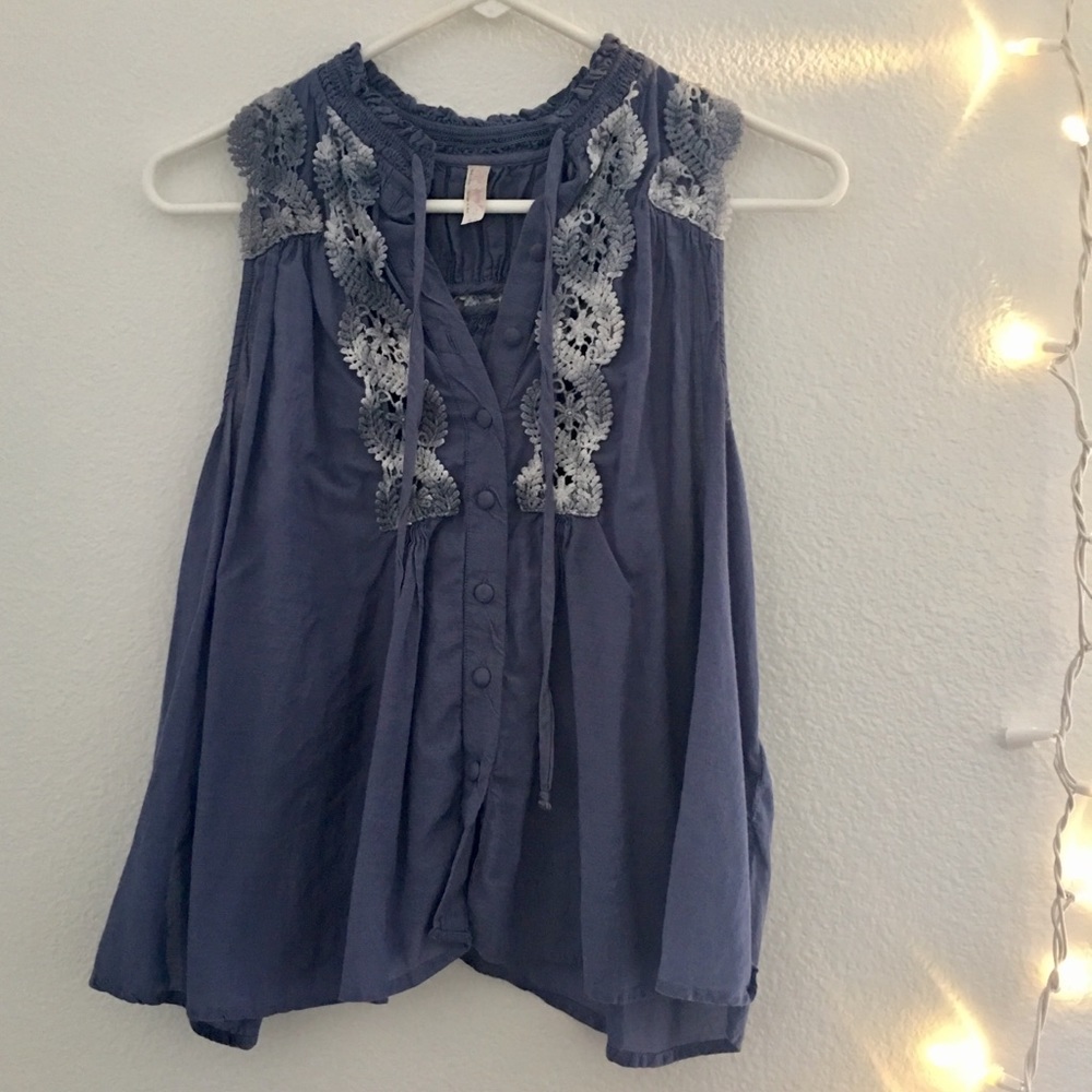 Super cute blouse from free people #blackfriday 🎉