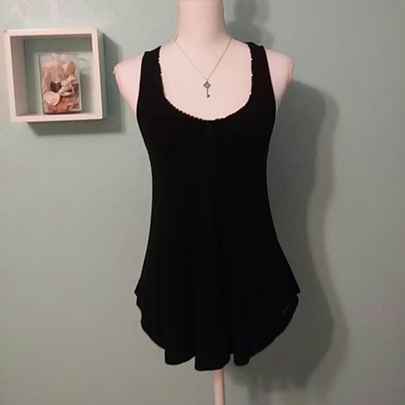 Jessica Simpson Black Lace Butterfly Racerback Top - Picture 5 of 6