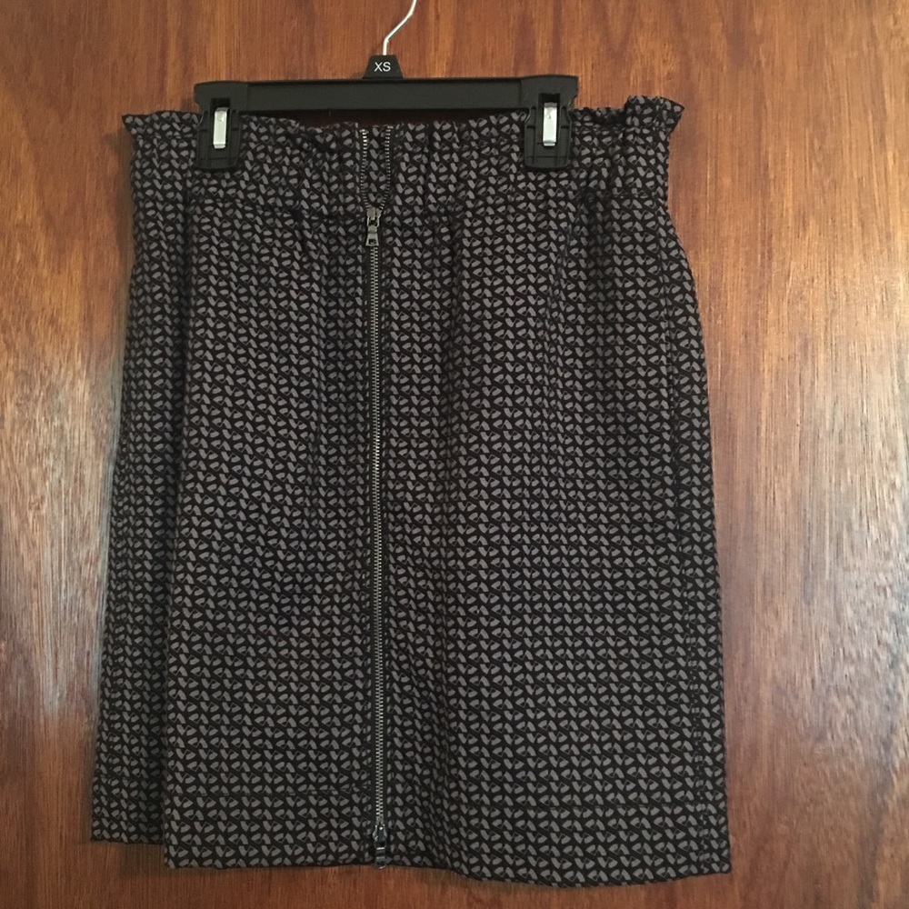 Gap Patterned Skirt