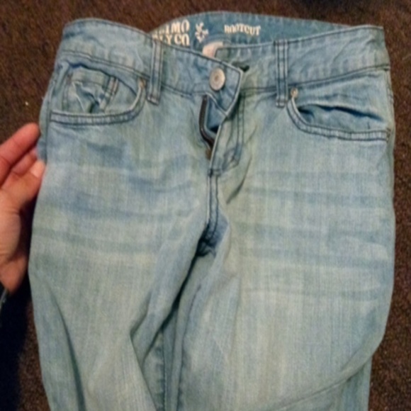Size 9 Jeans - Picture 2 of 3