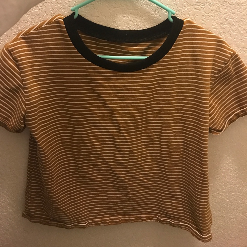 Cute striped shirt!