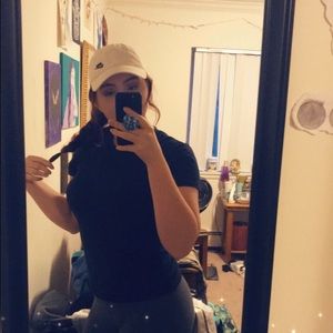 Meet your Posher, Carrie