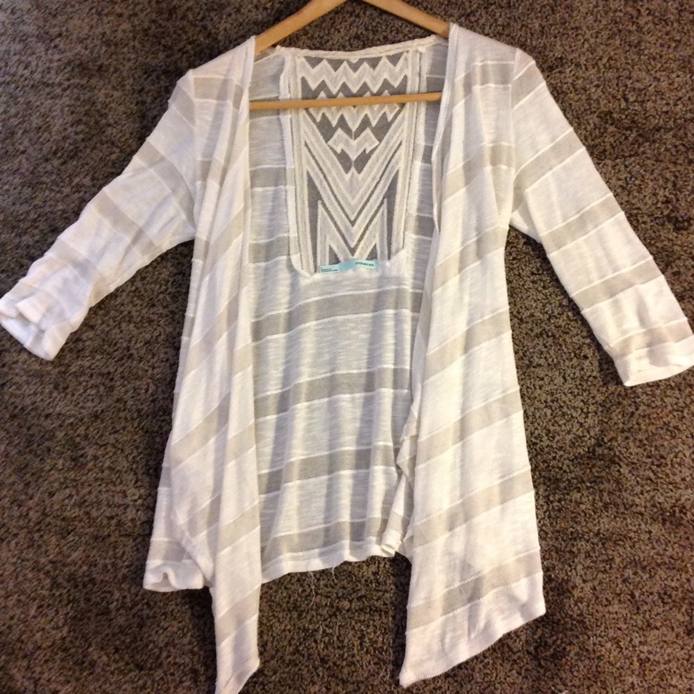 Maurice's light weight cardigan size Small