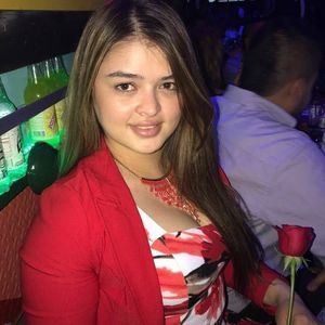 Meet your Posher, Alejandra