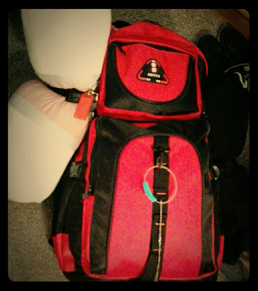 Expedition type bag black and red