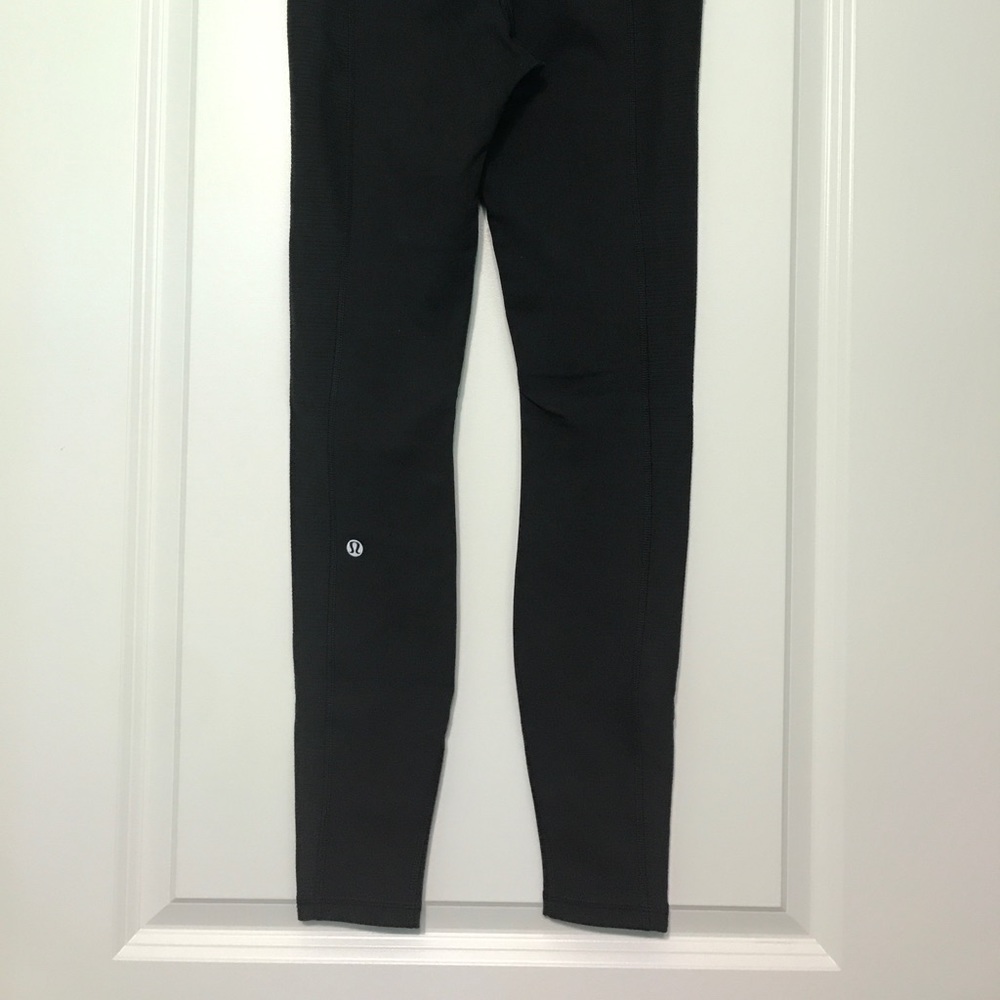 Lulu 🍋 black leggings
