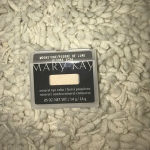 Mary Kay eye color