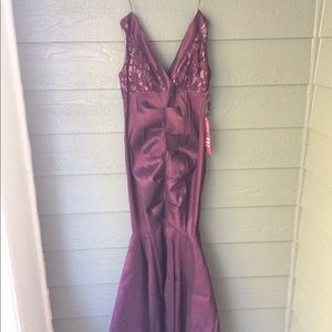 Women's Formal Evening Gown