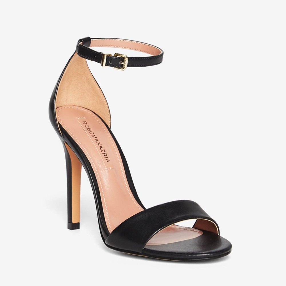 BCBG MaxAzria strapping sandal size 5 or 35