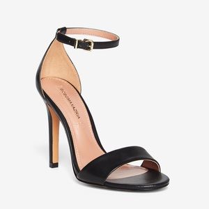 BCBG MaxAzria strapping sandal size 5 or 35