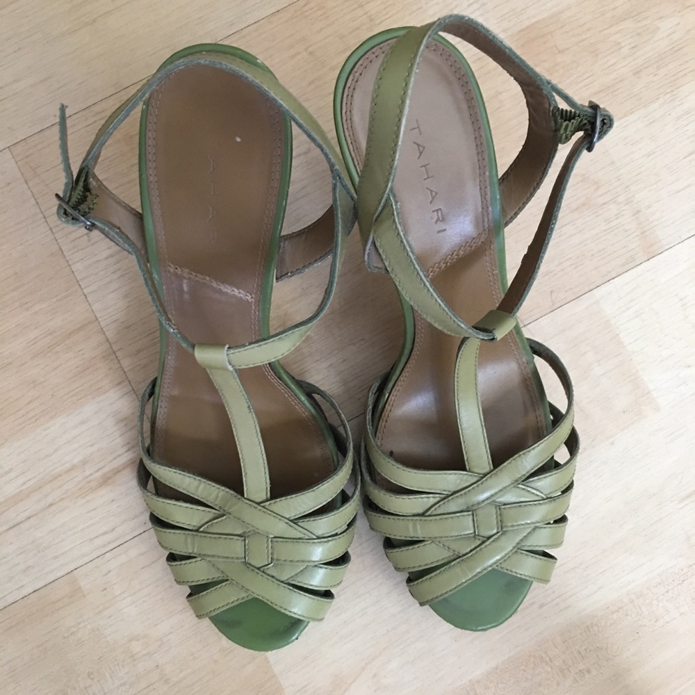 Women’s Shoes