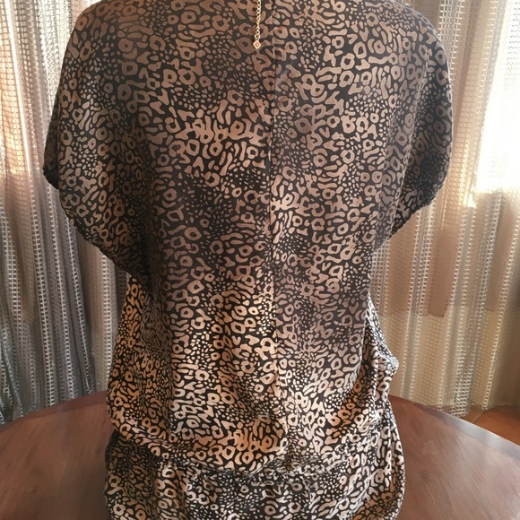 C&C Lg Silk blk/gry tunic with Pyrite necklace - Picture 5 of 8