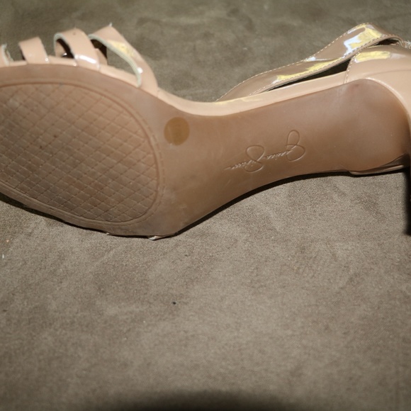 Sandals - Picture 5 of 5