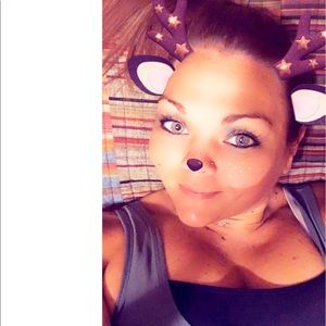 Meet your Posher, Lacy