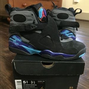 AIR JORDAN 8 RETRO