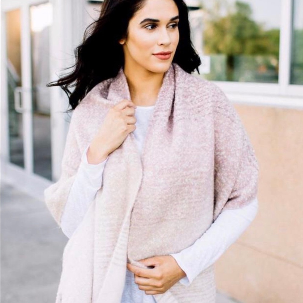 🆕 Mer Sea Blush Cozy Scarf