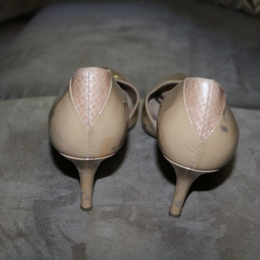 Pumps - Picture 3 of 4