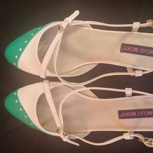 Mojo Moxy flat sandals