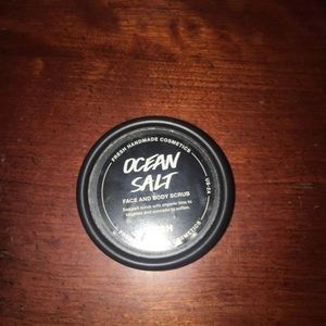 SOLDLush Ocean Salt Scrub