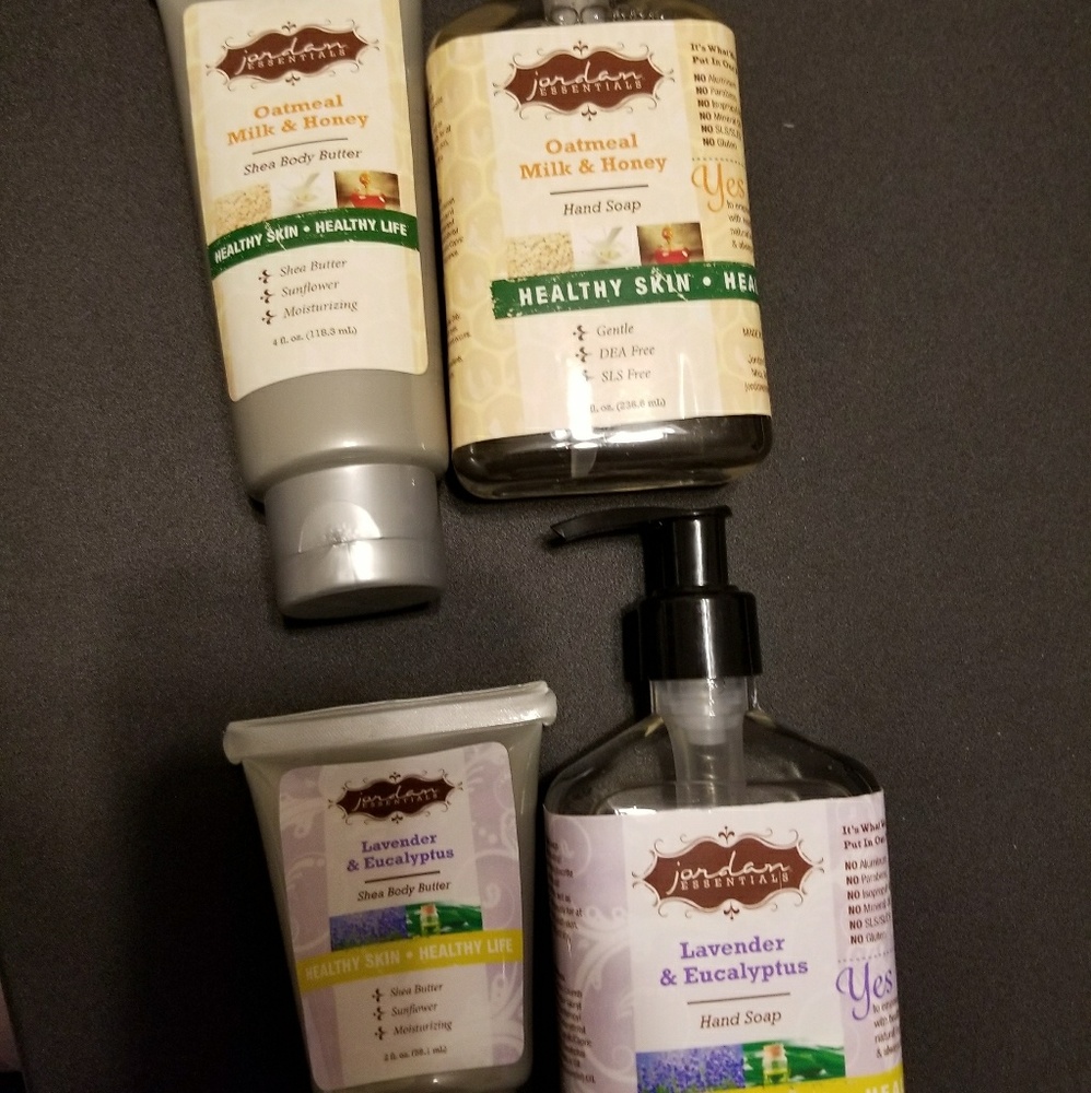 Jordan Essential Bundle