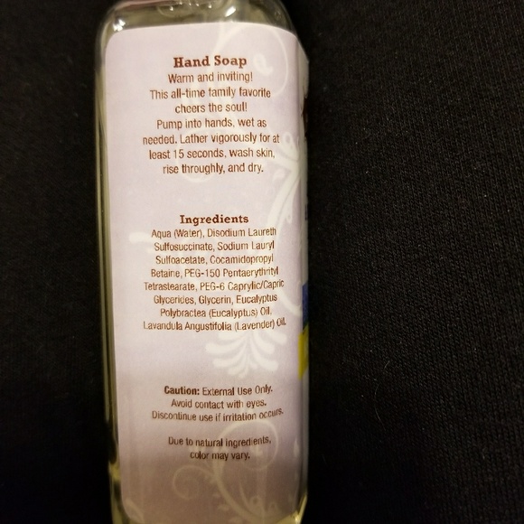 Jordan Essential Bundle - Picture 2 of 5