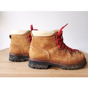 Vintage Wolverine Hiking Boots