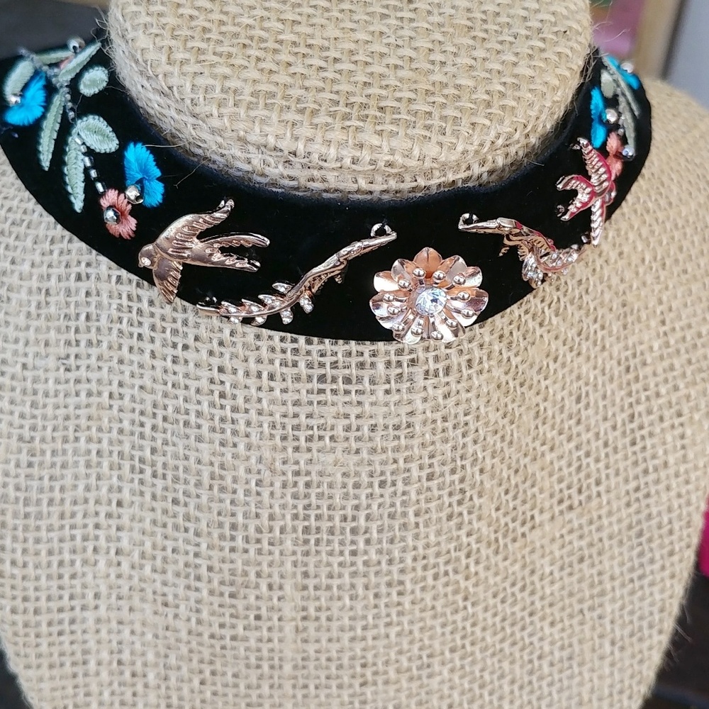 New gold choker necklace under 25