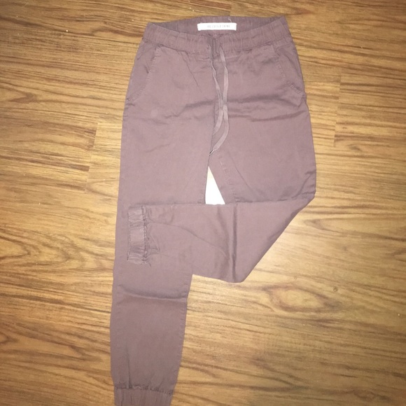 Chinos - Picture 2 of 5