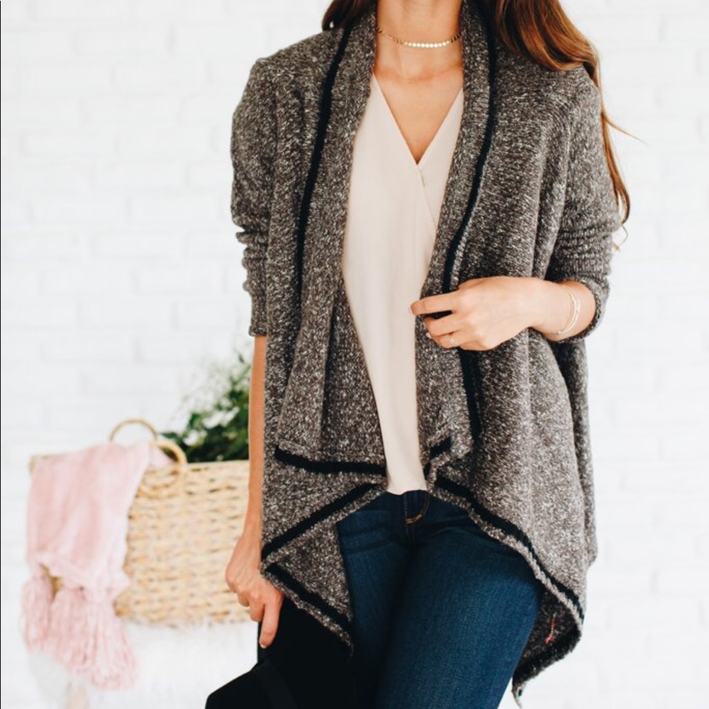 SOLD Ⓜ️Stone Ridge Cardigan